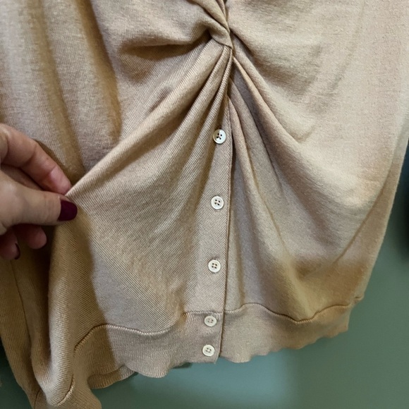 J.Crew 100 percent merino wool button front cardigan in apricot size medium - Picture 4 of 5